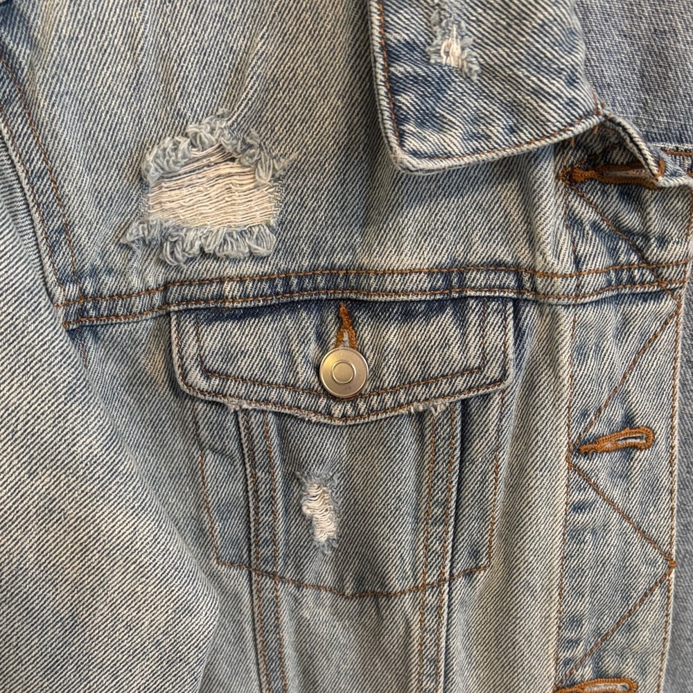 Time & Tru Oversized Blue Denim Jacket - Picture 4 of 10